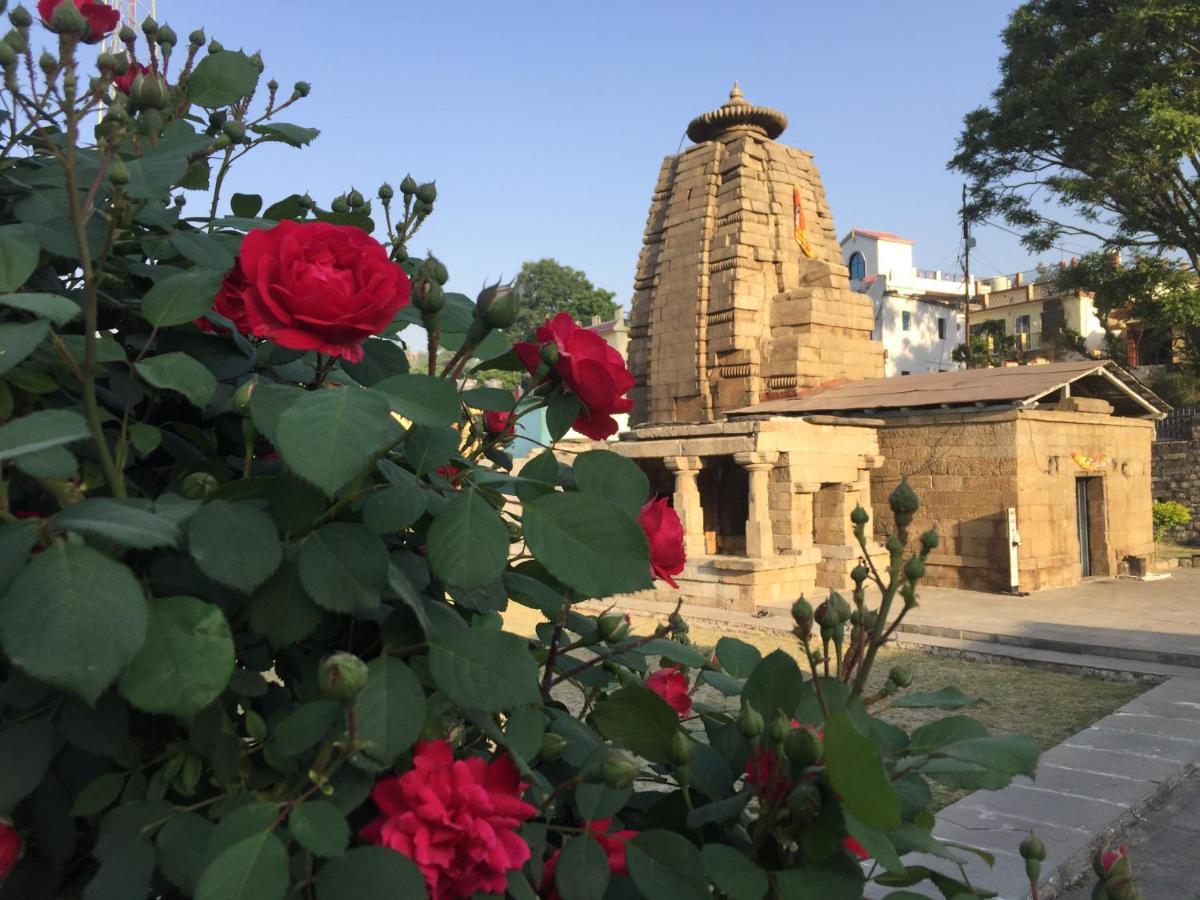 Katyuri Kings Divine Stay- Babaji'S Cave Dwarahat Exterior photo
