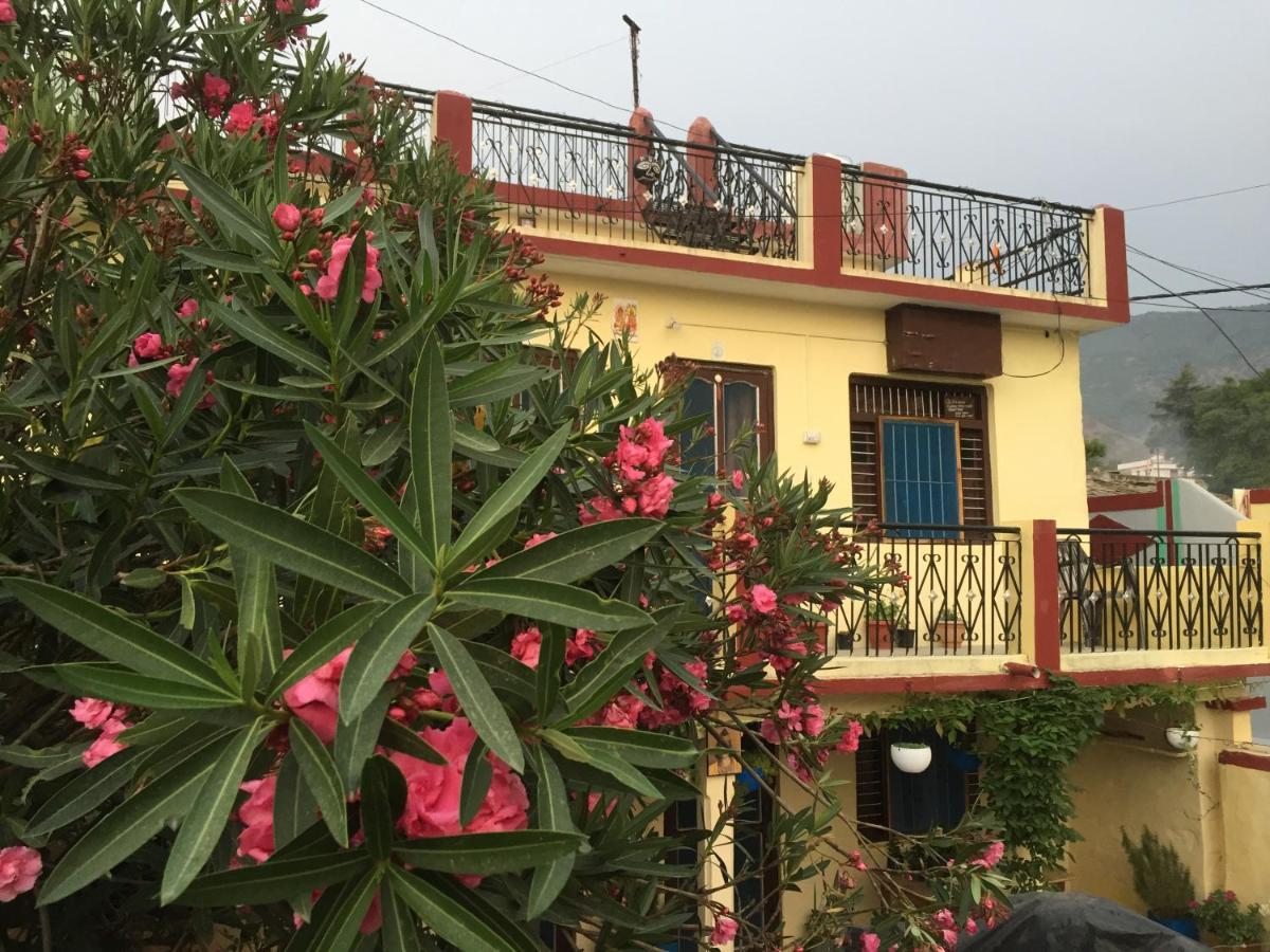 Katyuri Kings Divine Stay- Babaji'S Cave Dwarahat Exterior photo